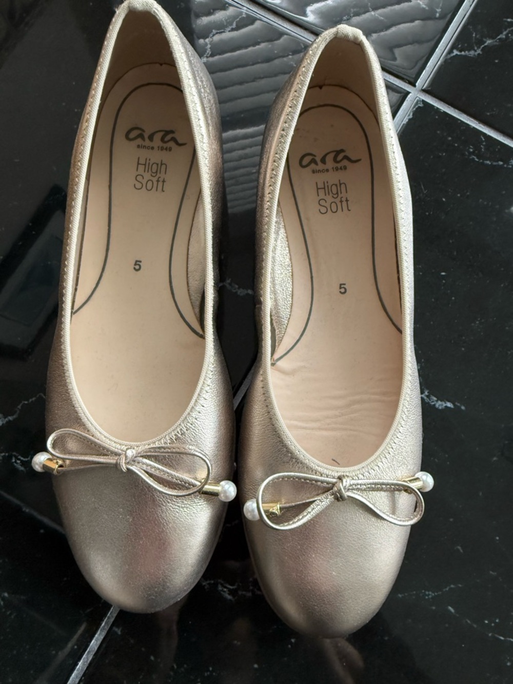 Ara  Platinum   Metallic Ballet Flats with Bow & Pearl Accents